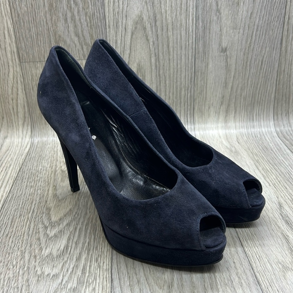APIA Suede Heels